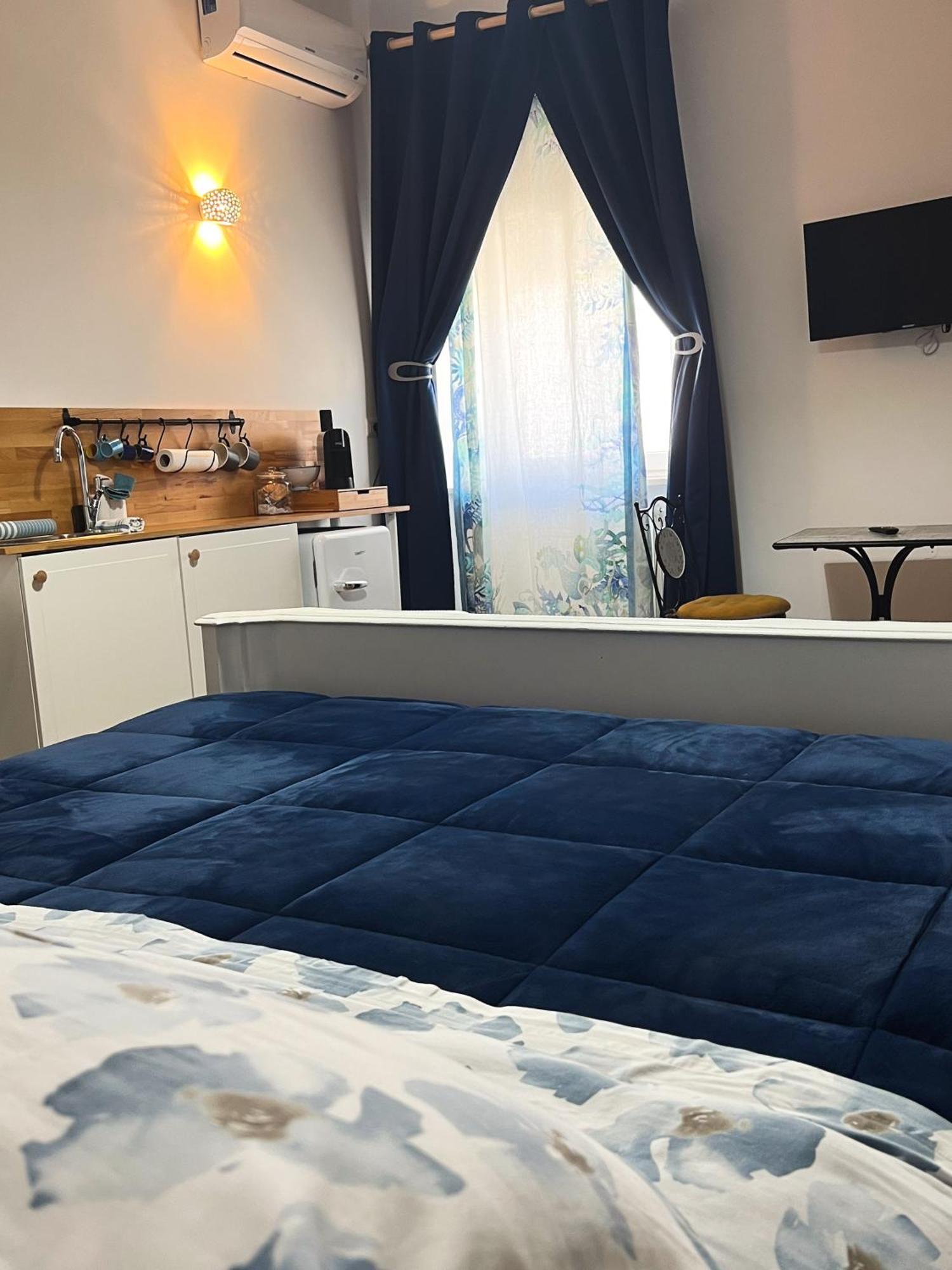 Apartamento Palazzo Donnamaria Manfredonia Exterior foto